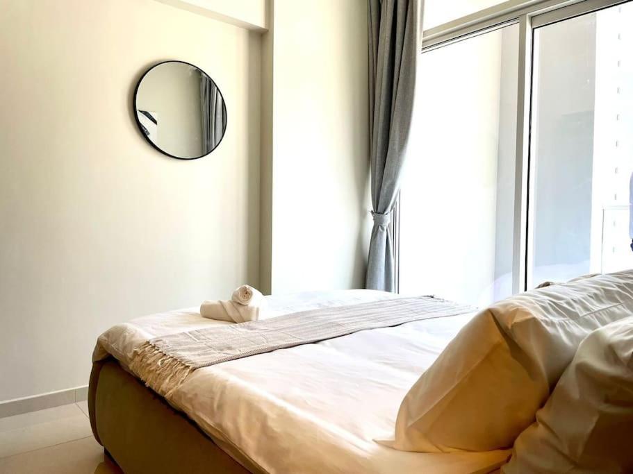 Vera Residences By Damac I 1Br Luxury Aparthotel Dubaj Zewnętrze zdjęcie