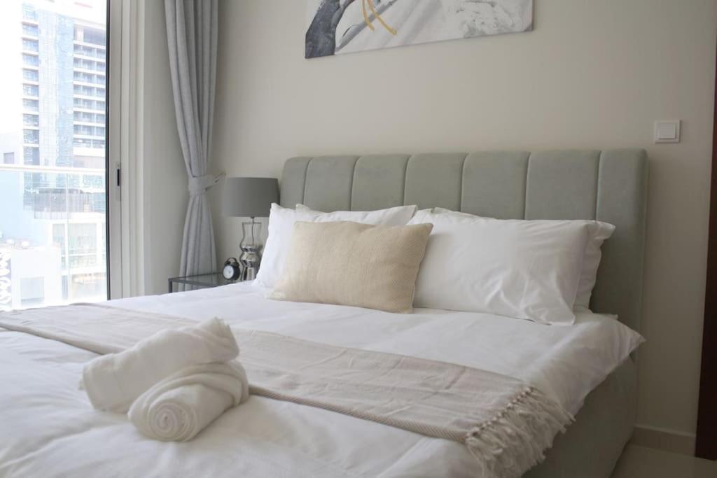 Vera Residences By Damac I 1Br Luxury Aparthotel Dubaj Zewnętrze zdjęcie